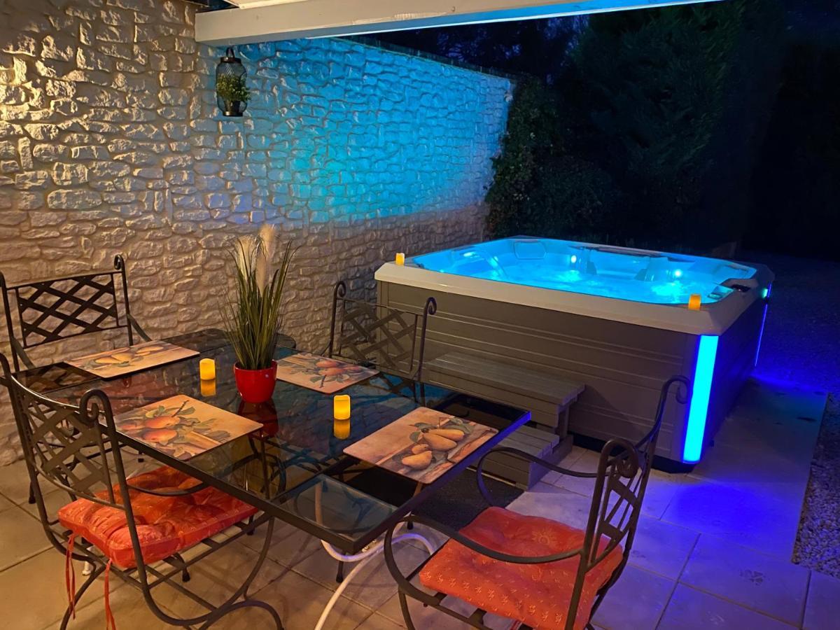 Mas Beau Soleil & Spa Cottages De Charme Avec Jacuzzi&Jardin Prives Saint-Rémy-de-Provence Eksteriør billede