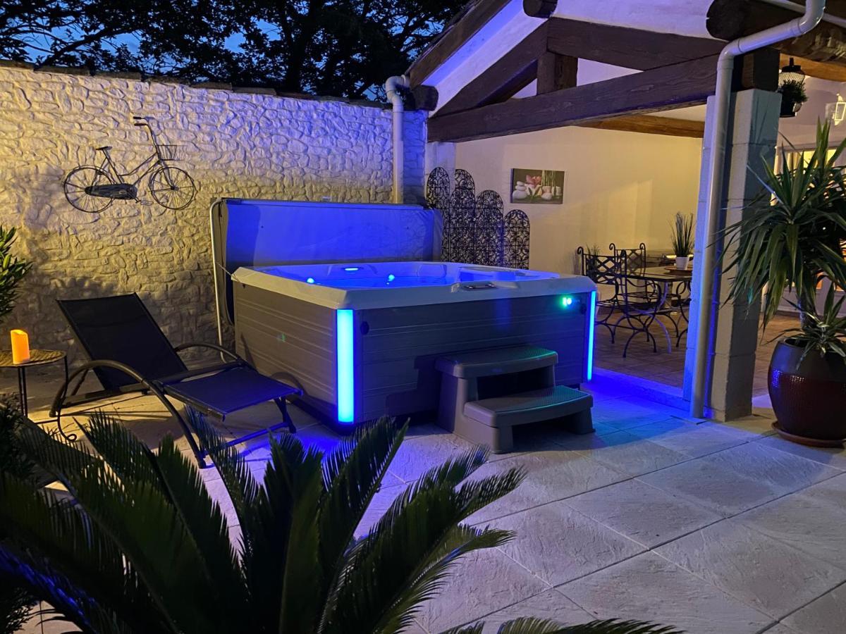 Mas Beau Soleil & Spa Cottages De Charme Avec Jacuzzi&Jardin Prives Saint-Rémy-de-Provence Eksteriør billede
