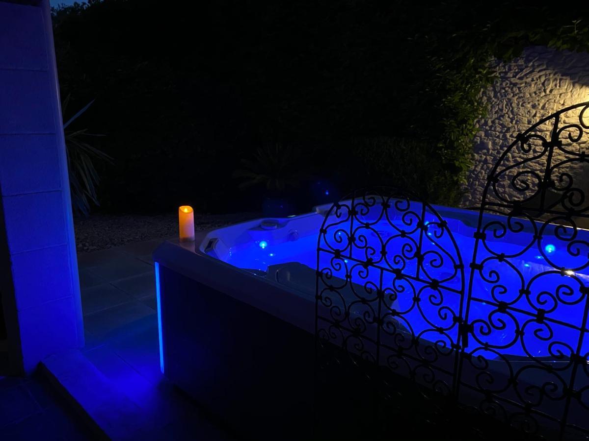 Mas Beau Soleil & Spa Cottages De Charme Avec Jacuzzi&Jardin Prives Saint-Rémy-de-Provence Eksteriør billede