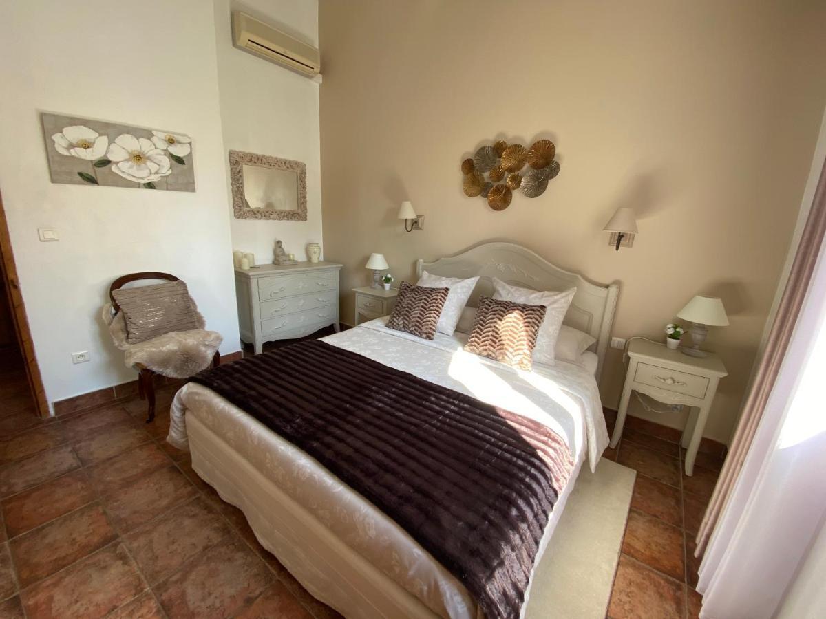 Mas Beau Soleil & Spa Cottages De Charme Avec Jacuzzi&Jardin Prives Saint-Rémy-de-Provence Eksteriør billede